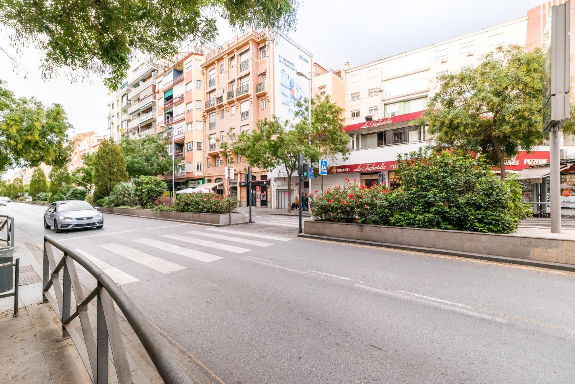 Tuguest Neptuno Apartment グラナダ エクステリア 写真
