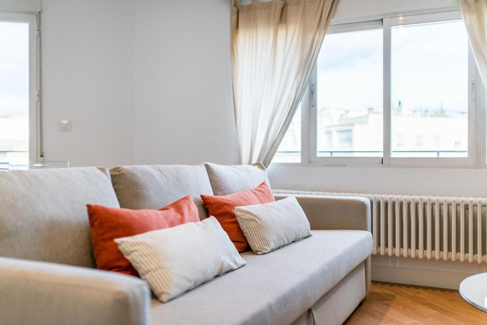 Tuguest Neptuno Apartment グラナダ エクステリア 写真
